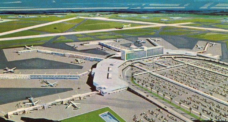 Miami International Airport terminal opened in 1959