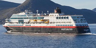 Midnatsol - Hurtigruten